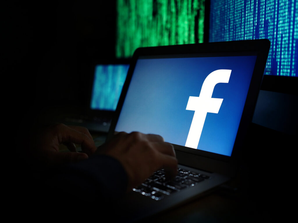 Piratage de compte Facebook Facebook est le réseau social le plus utilisé avec plus de 2,20 milliards de personnes. Il contient les conversations personnelles des utilisateurs, des photos et des données sensibles. Vous pouvez facilement trouver un pirate informatique ici pour récupérer votre compte Facebook piraté. Nous avons une équipe spécialisée dans le piratage des réseaux sociaux.